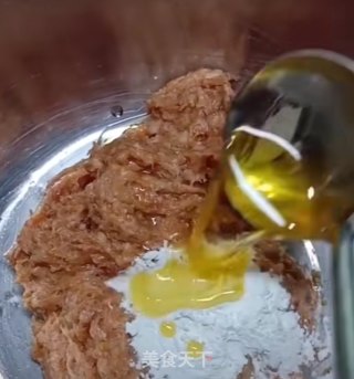 丸子炖粉条的做法步骤：4