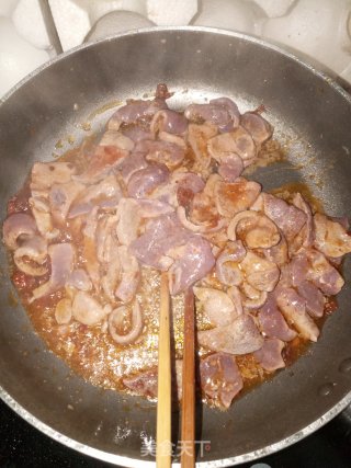 爆炒猪肝的做法步骤：4