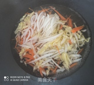 白菜心胡萝卜炒鸡蛋的做法步骤：3