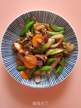 甜豆洋葱炒牛肉的做法步骤：10