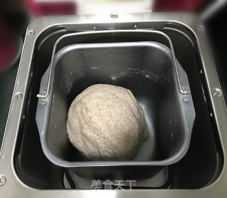 酱香豇豆黑麦包的做法步骤：7