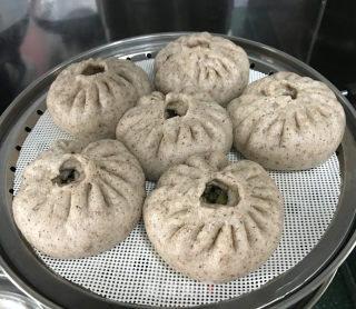 酱香豇豆黑麦包的做法步骤：15