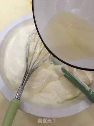 酸奶慕斯蛋糕的做法步骤：8