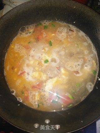 西红柿鸡蛋汤面的做法步骤：8