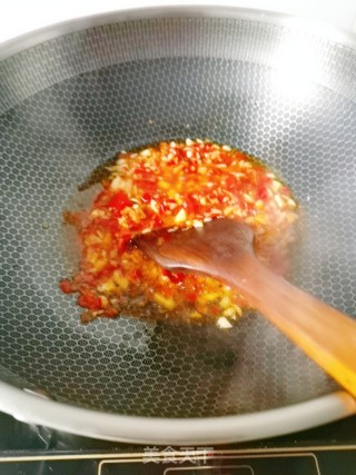 芹菜拌腐竹的做法步骤：4