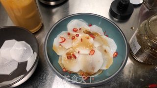 柚香酸辣白萝卜的做法步骤：1