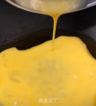 西红柿鸡蛋面的做法步骤：3