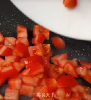 西红柿鸡蛋面的做法步骤：5
