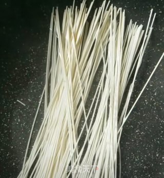 懒人版热汤面的做法步骤：4