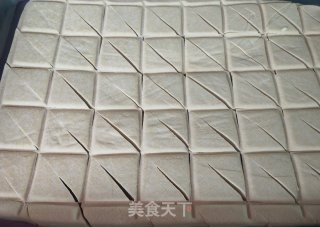 炸豆腐的做法步骤：1