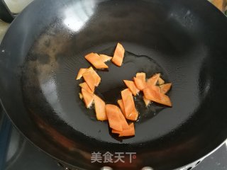 四季豆炒鱿鱼的做法步骤：5