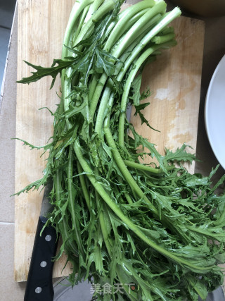 肉末炒雪里蕻的做法步骤：1