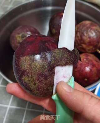 百香果果皮糖的做法步骤：1