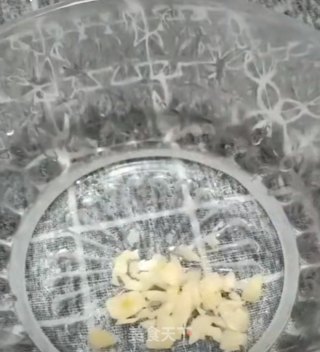 麻酱热汤面的做法步骤：1