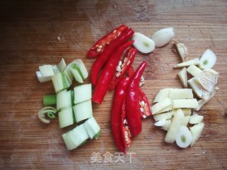 小白菜炒土豆粉的做法步骤：5
