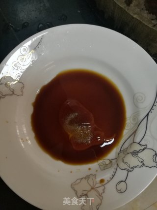 洋葱炒大鱿鱼须的做法步骤：7