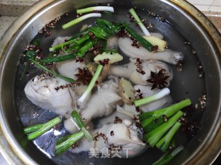 美味卤鸡腿的做法步骤：2