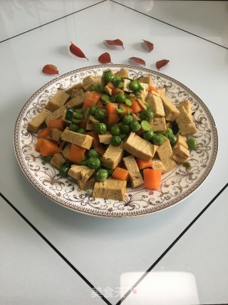素炒三色丁的做法步骤：9