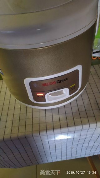 电饭煲焗鸭肉的做法步骤：4