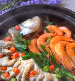 砂锅焖鲈鱼的做法步骤：14