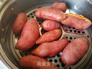 炸红薯糕的做法步骤：1