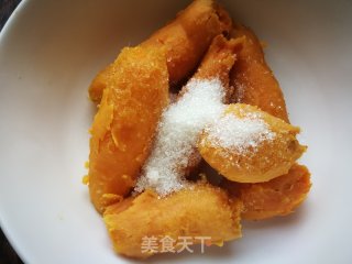 炸红薯糕的做法步骤：3