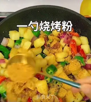 家常炒四丁的做法步骤：5