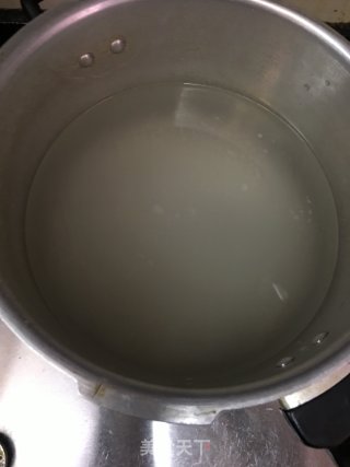 鳝鱼瘦肉粥的做法步骤：6