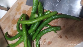 牛肉炒箭椒的做法步骤：2