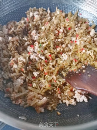 肉末炒（腌）萝卜梗的做法步骤：5