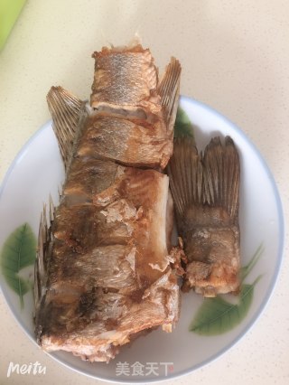 平底锅蒜香鱼的做法步骤：3
