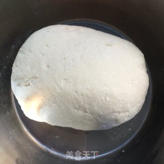 白菜粉条素蒸饺的做法步骤：1