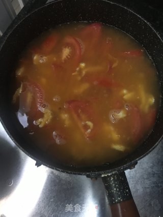 番茄鸡蛋荞麦面汤的做法步骤：6