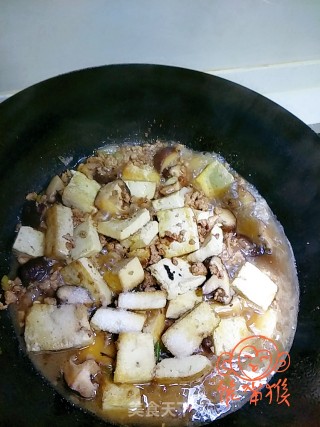 香菇肉末烧豆腐的做法步骤：13