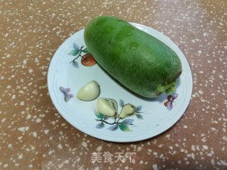 素炒青萝卜丝的做法步骤：1