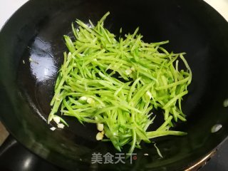 素炒青萝卜丝的做法步骤：4