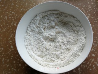 芝麻苏打饼干的做法步骤：2