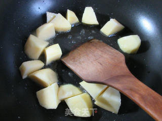 黑木耳土豆烧老豆腐的做法步骤：4