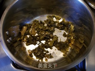 酸菜乌冬面的做法步骤：3