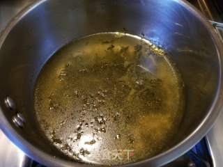 酸菜乌冬面的做法步骤：4
