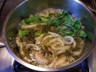 酸菜乌冬面的做法步骤：7