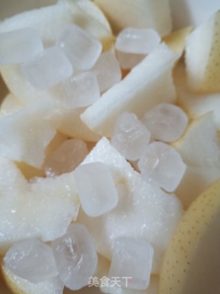 金枣百合雪梨汤的做法步骤：5