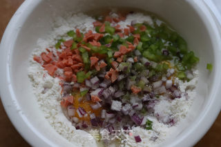 火腿鸡蛋饼的做法步骤：3
