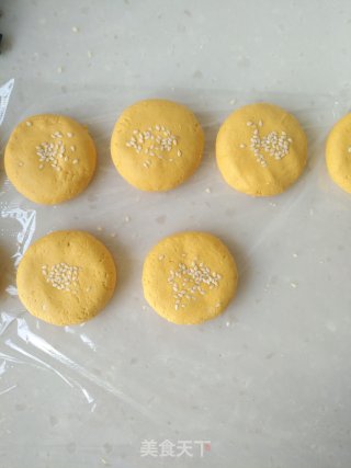 芝士南瓜饼的做法步骤：3