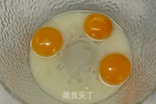 海苔肉松咸奶油蛋糕的做法步骤：3