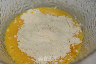 海苔肉松咸奶油蛋糕的做法步骤：4