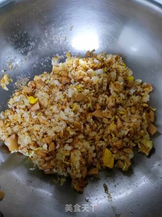蛋炒饭的做法步骤：5