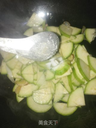醋溜菜瓜的做法步骤：7