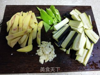 地三鲜的做法步骤：2
