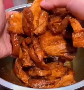 酸菜扣肉的做法步骤：10